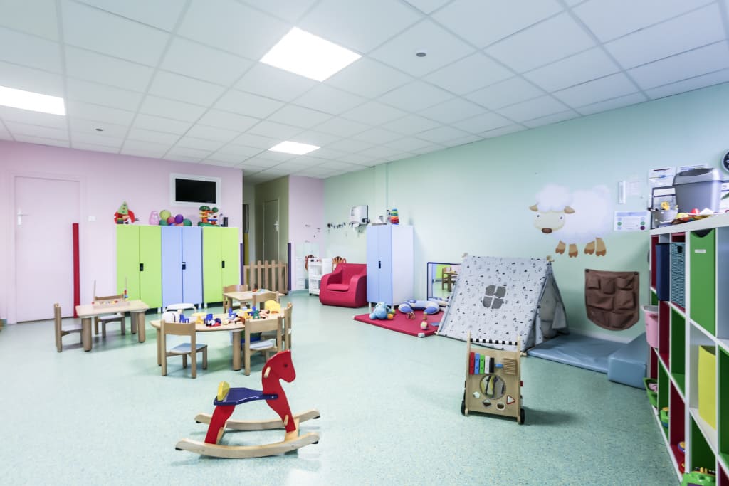 499-photo-creche-Babilou-Grasse-Saint-Antoine-COUV.jpg