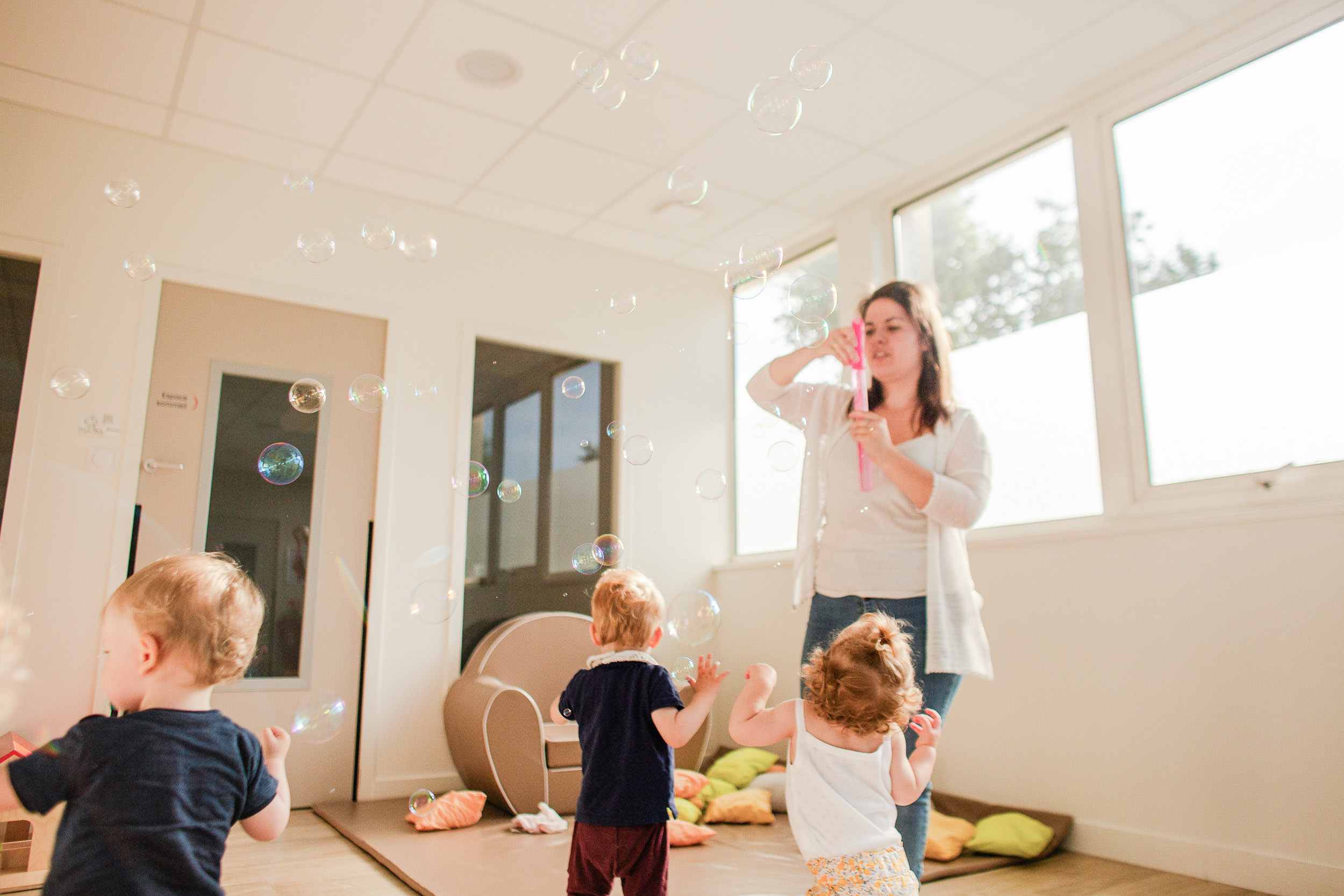 647 - Babilou St-Grégoire Performance - activité bulles avec les enfants