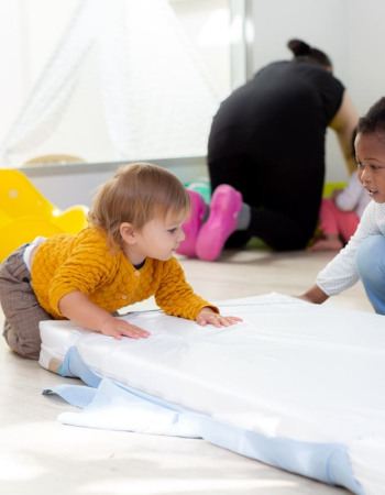 aide-moi-a-faire-seul-quest-ce-que-la-pedagogie-montessori.jpg