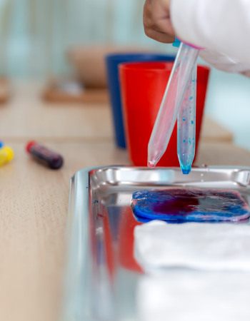 activite-pipette-enfant-babilou