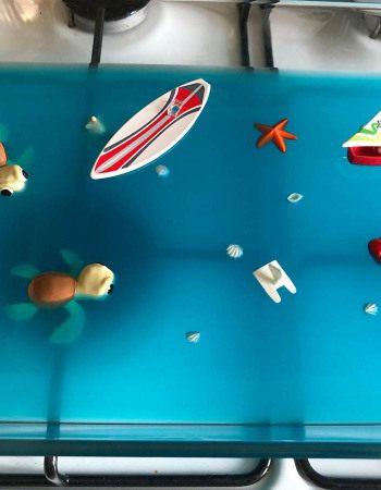 Activite-manuelle-enfant-bac-sensoriel-gel-babilou-light