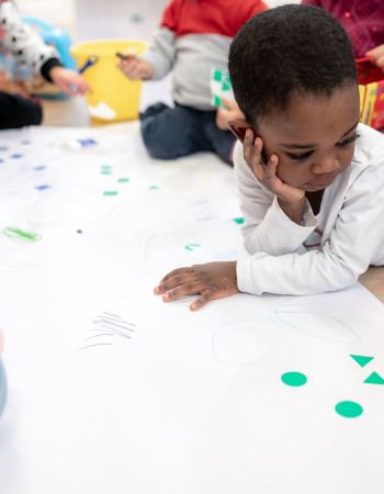 oeuvre-collaborative-enfants-babilou