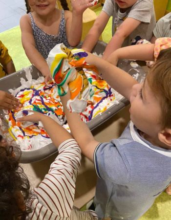 Activité-mousse-enfant-Babilou