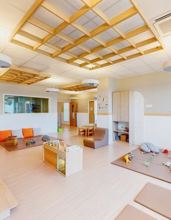 Intérieur de la crèche Babilou Bordeaux Jean Hameau