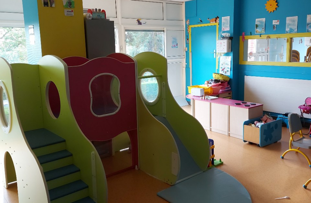 Salle de jeu de la crèche Les P'tits Loups à Beauvais