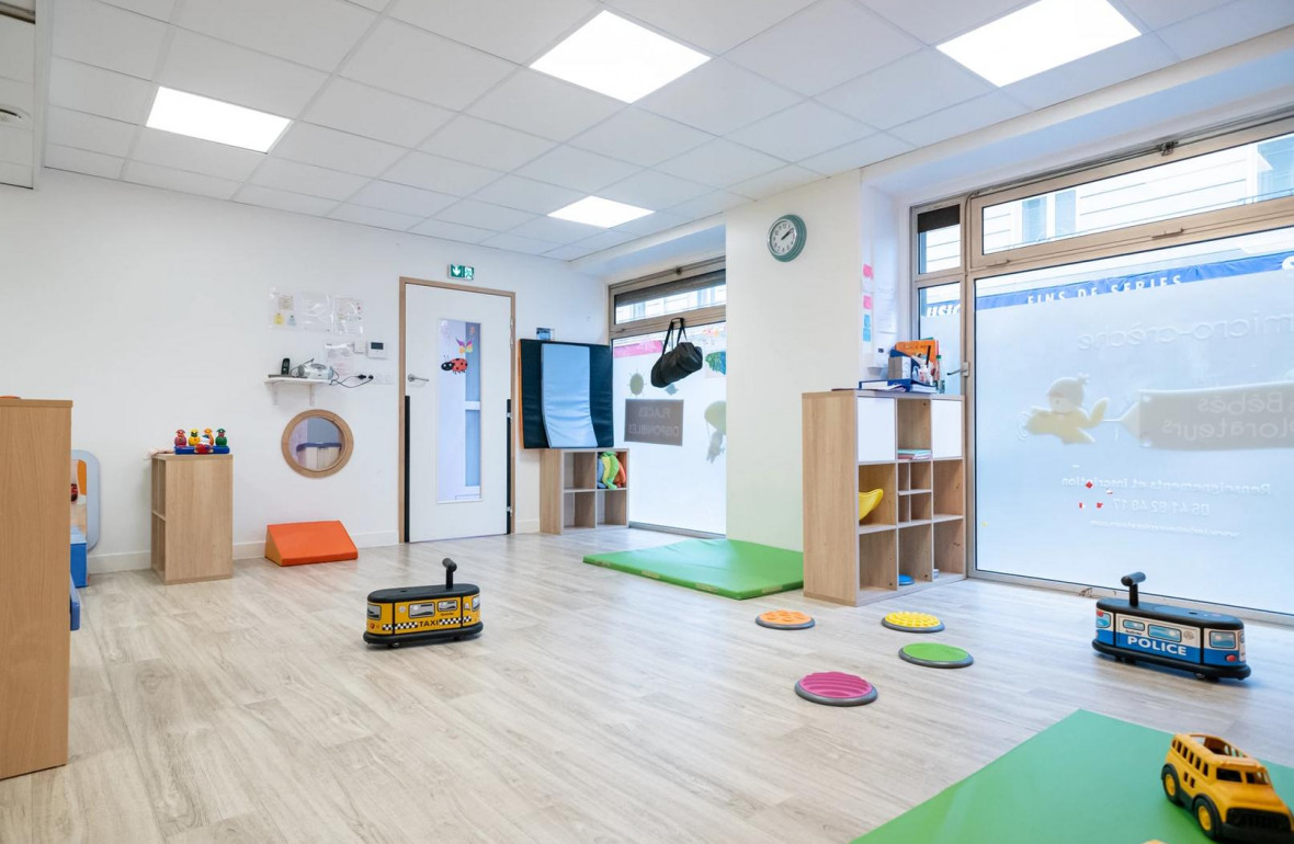 Bebes-Explorateurs-Paris-Pigalle1-1-Babilou