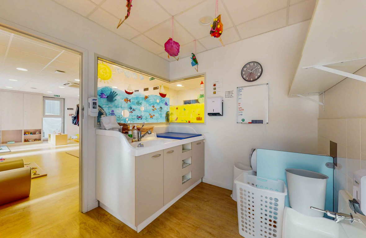 349 - Babilou Villeurbanne Guérin - salle de change