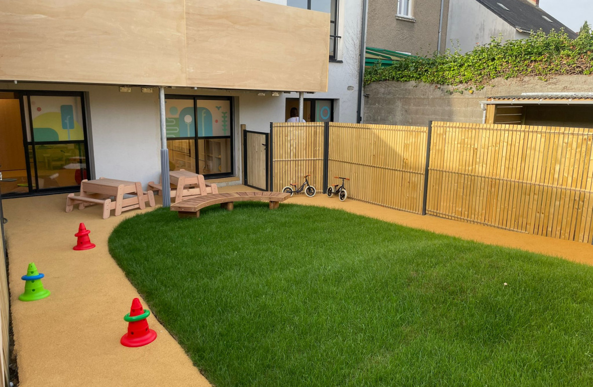 683 - Babilou Nantes Jost jardin pour enfants