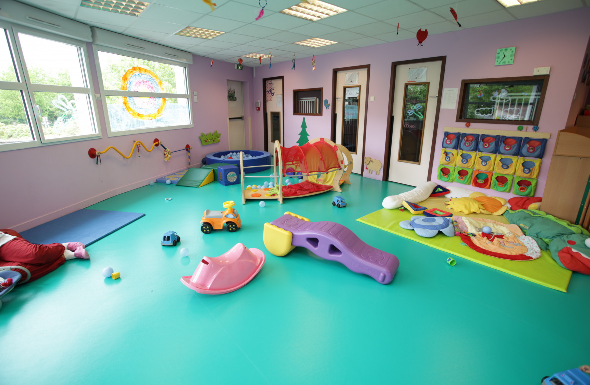 Salle d'éveil de la crèche Babilou Chardonnerets à Antony