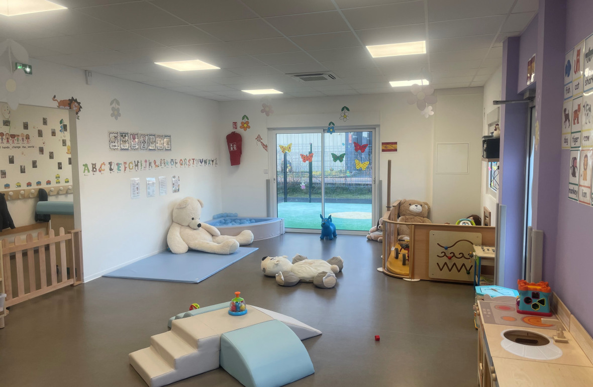 Salle de jeux de la crèche partenaire - Lily&Pablo Les canetons