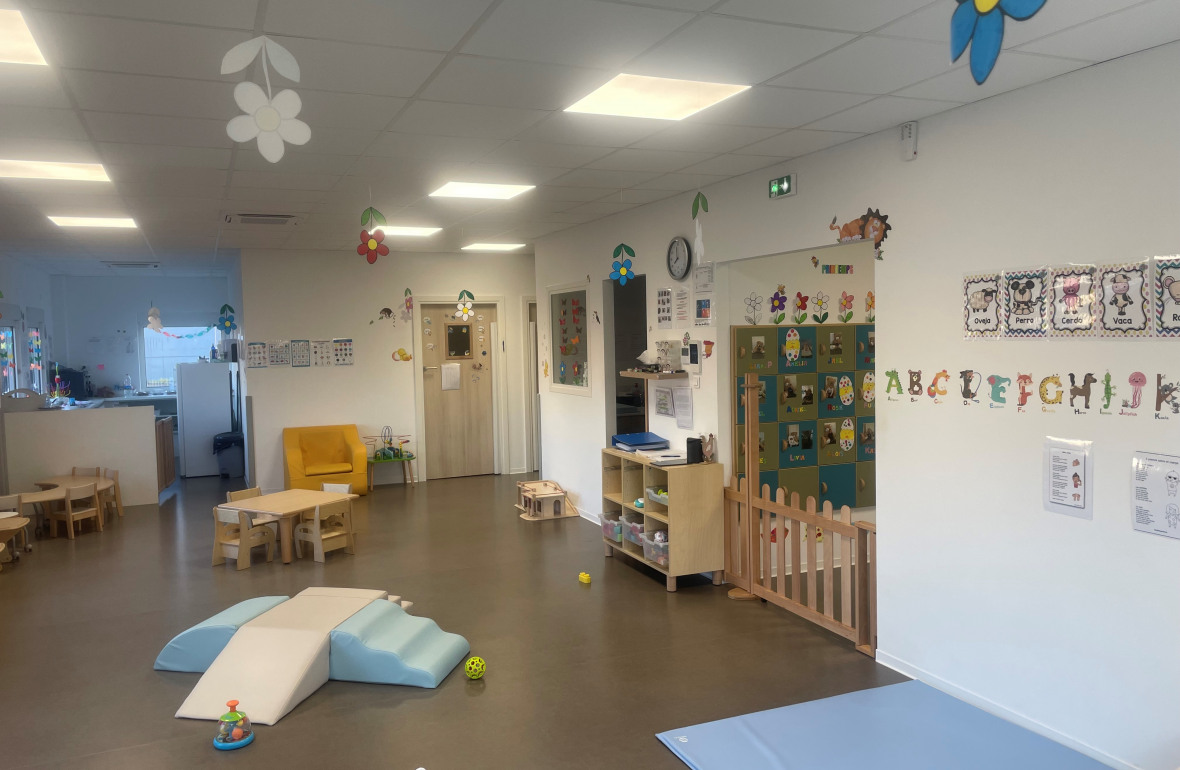 Salle de jeux de la crèche partenaire - Lily&Pablo Les canetons