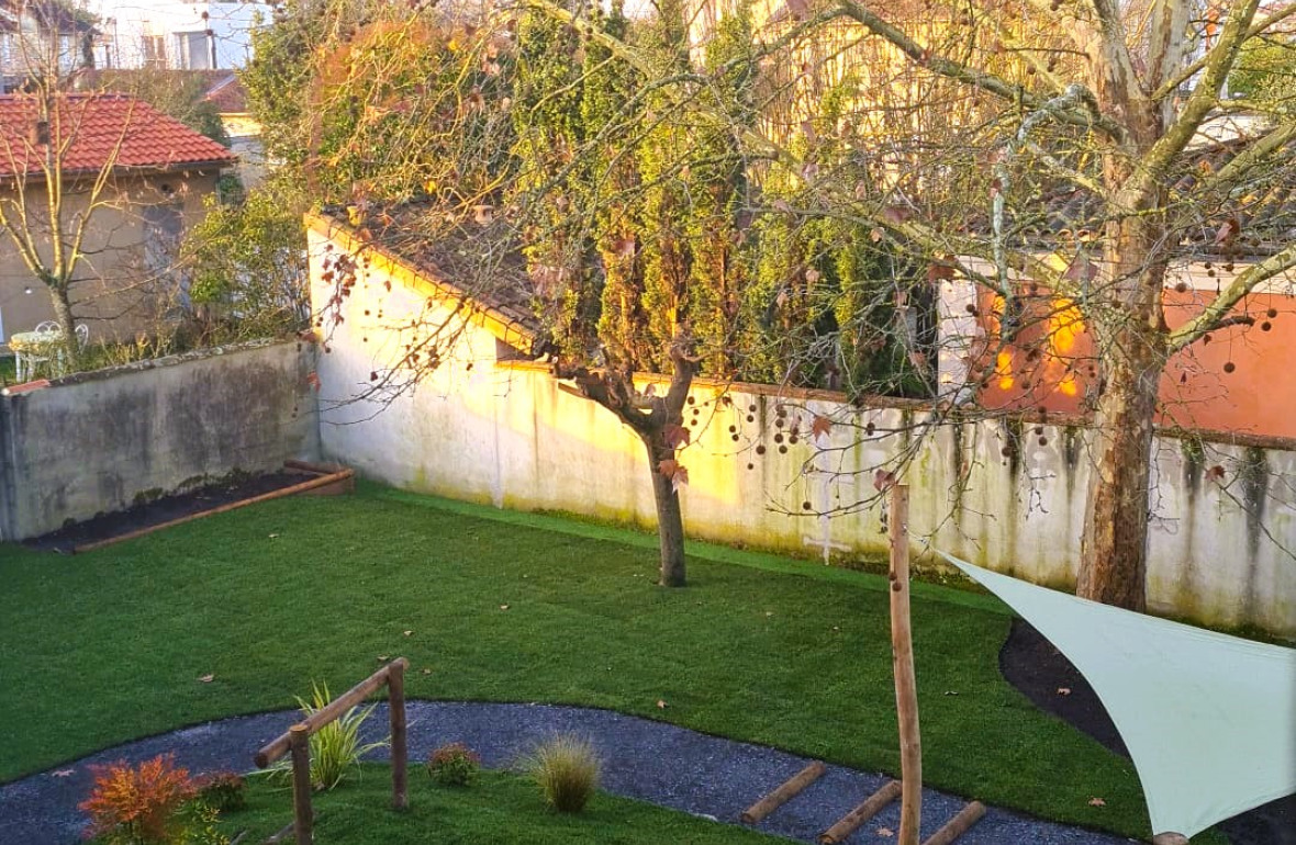 Vue extérieur de la crèche Babilou Bordeaux Fils