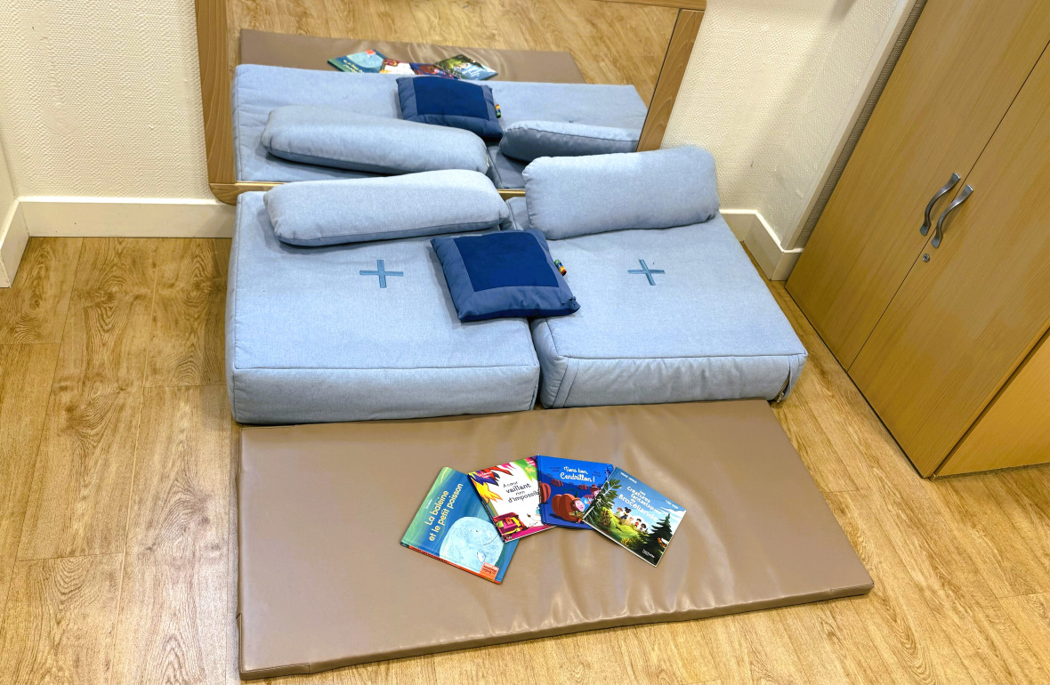 Coin lecture au sein de la crèche Babilou Lyon Favre