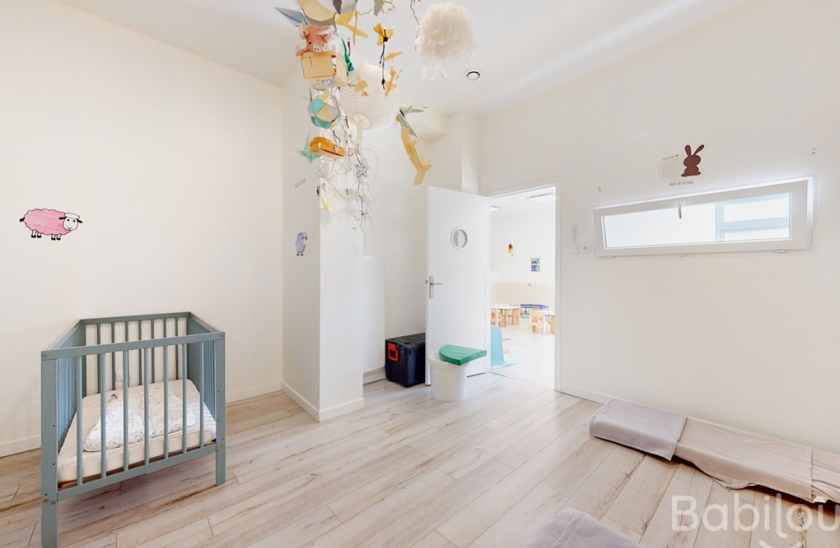 Salle de repos en crèche Babilou