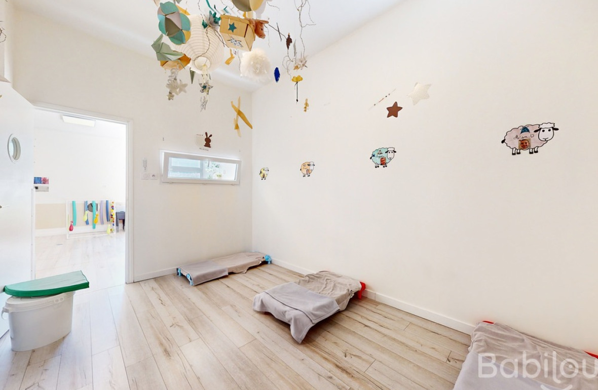 Salle de repos en crèche Babilou