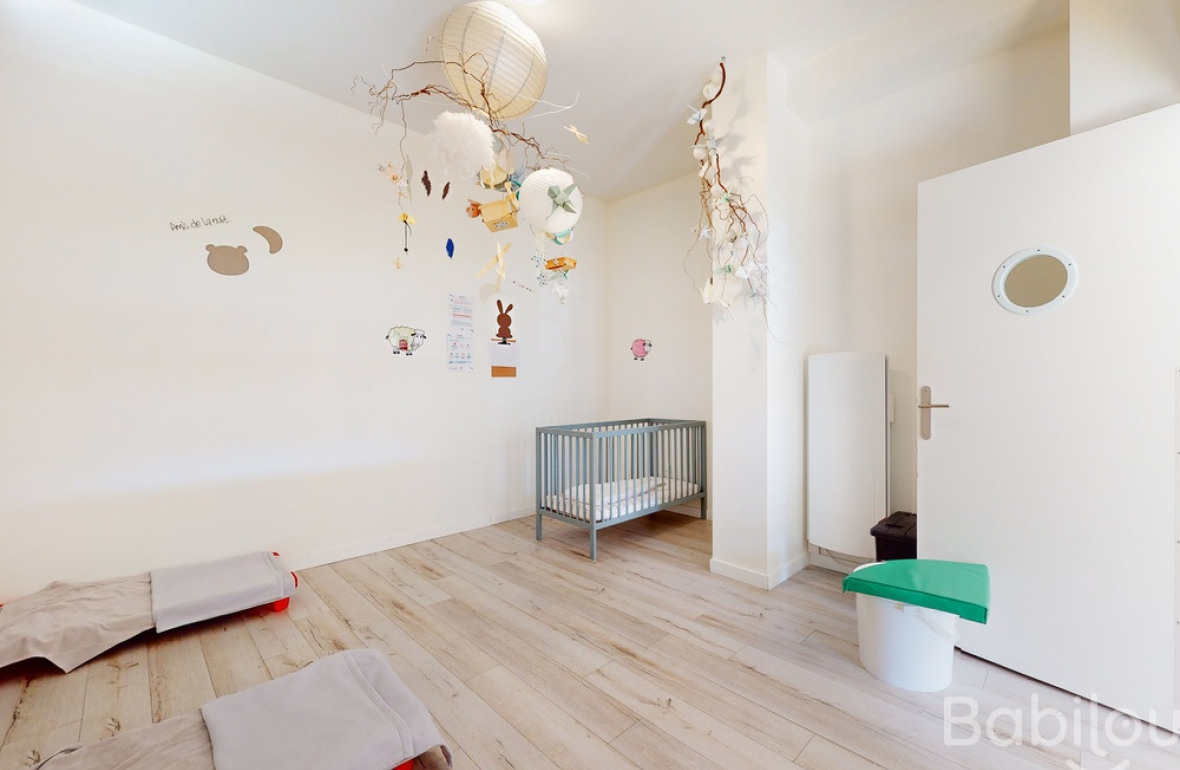 Salle de repos en crèche Babilou