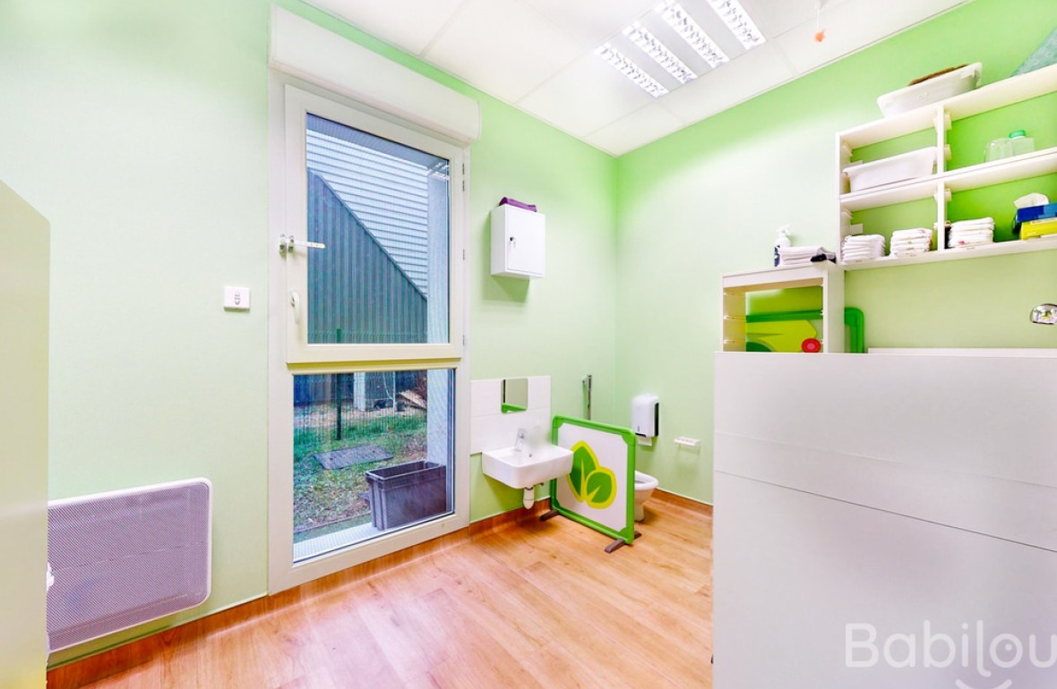 Salle de change en crèche Babilou