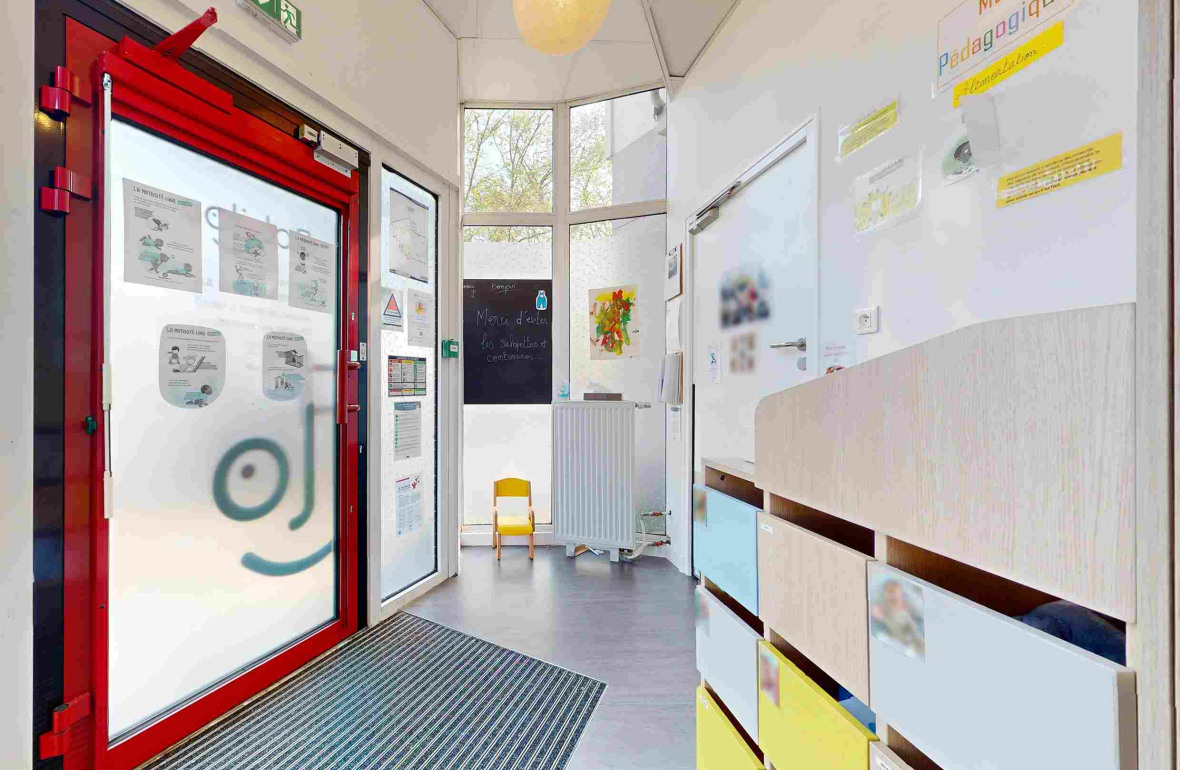 L'entrée de la crèche 