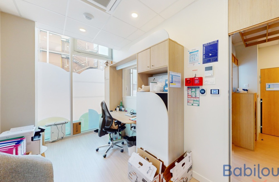 Bureau de la directrice de crèche 