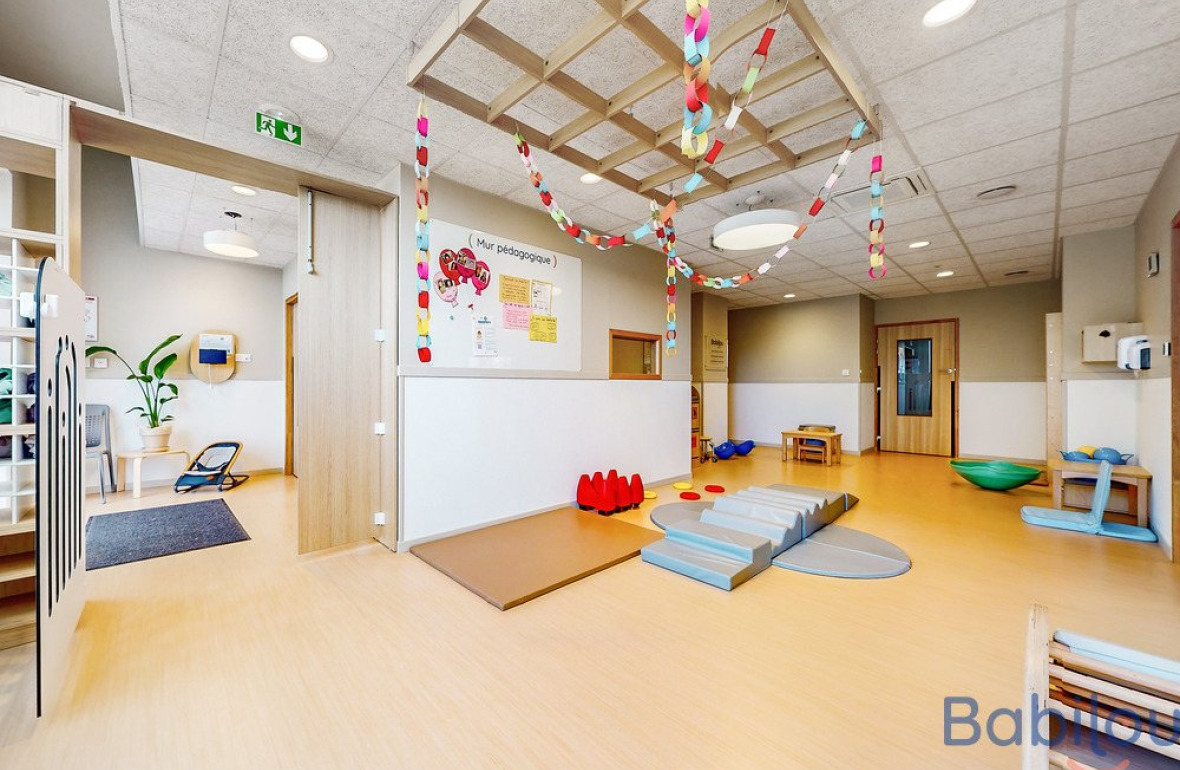 Espace de motricité en crèche Babilou 
