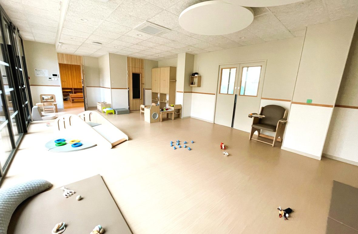 Salle d'éveil au sein de la crèche Babilou Nantes Epinettes