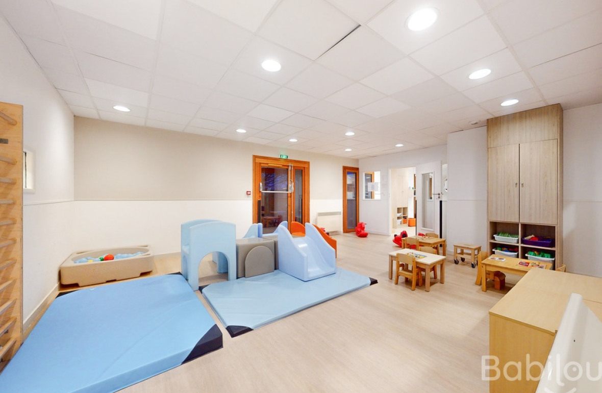 Espace de motricité en crèche