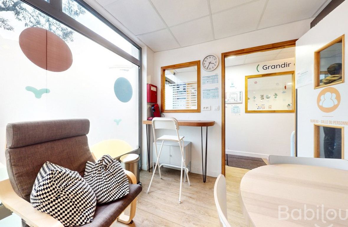 Pièce d'allaitement en crèche 