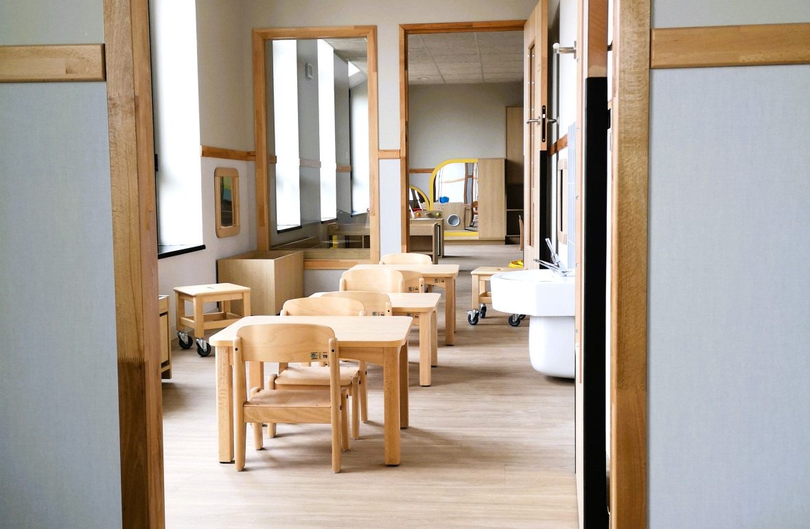 Chaise à l'intérieur de la crèche Babilou Pacé Trieux 