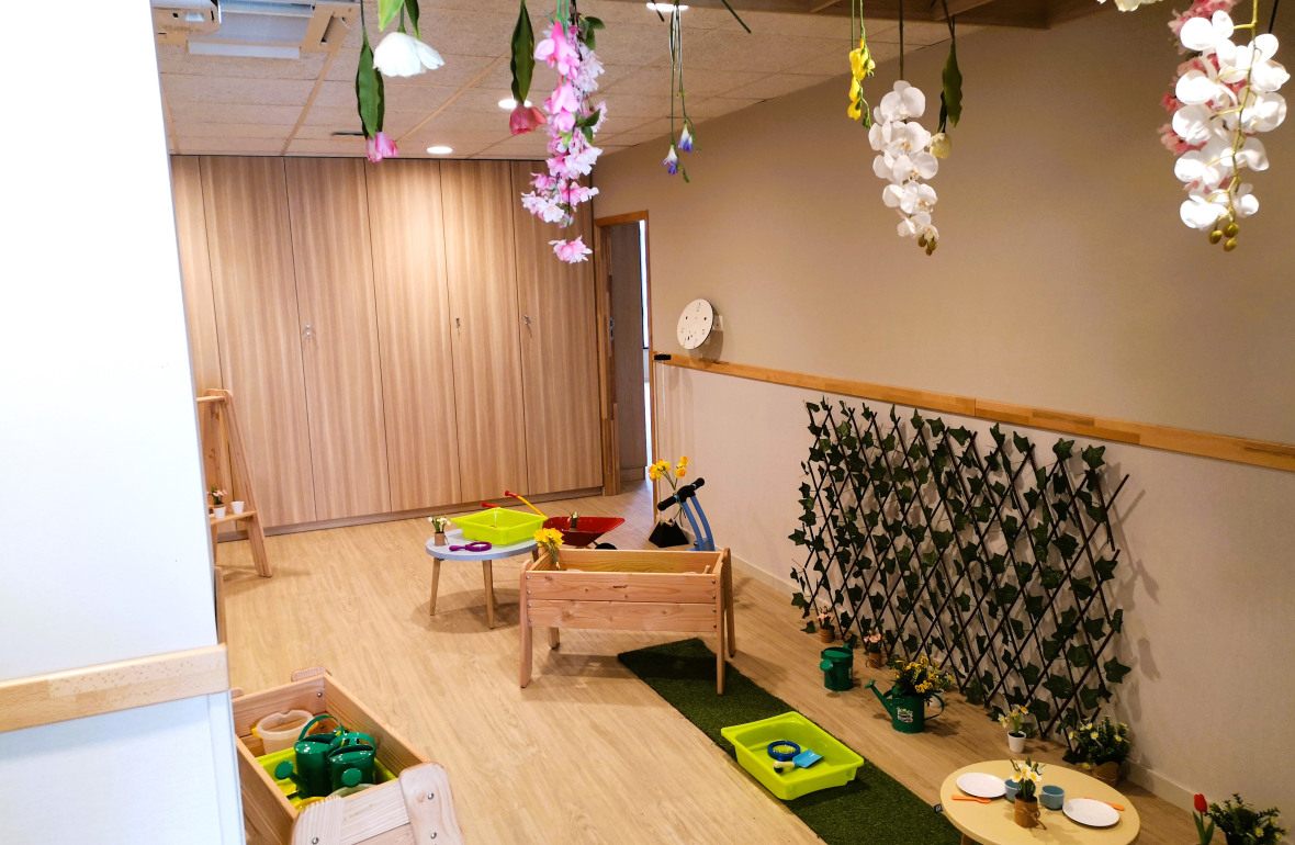 Mur végétalisé au sein de la crèche Babilou Pacé Trieux 