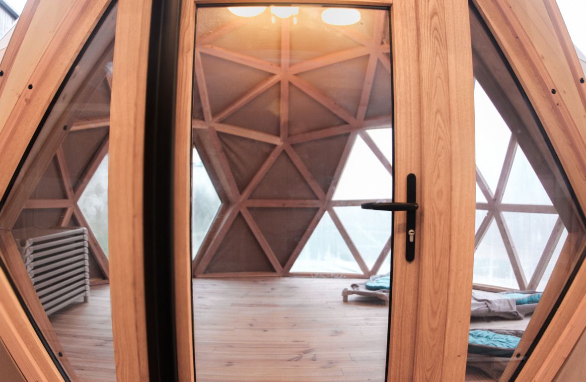 Vue de l'intérieur des structures igloos au sein de la crèche Babilou Lezennes Moulin
