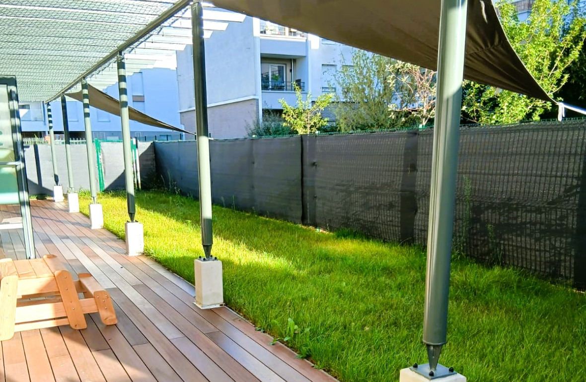 Extérieur de la Crèche Babilou Eragny Guichard