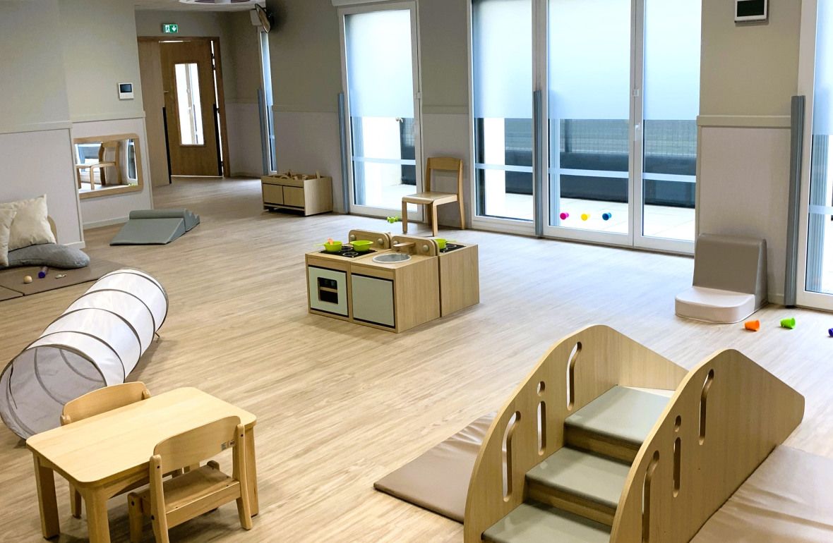 Vue alternative de l'espace d'éveil au sein de la Crèche Babilou Levallois Vergniaud 
