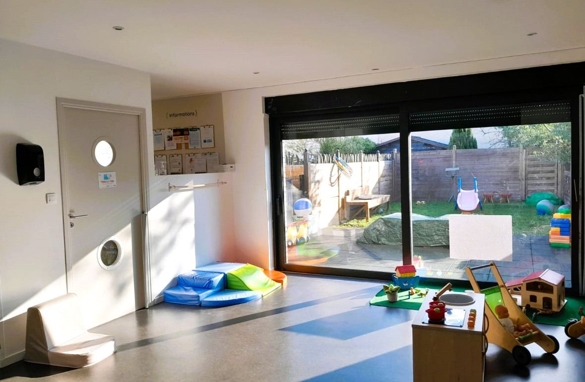 Pièce d'éveil au sein de la micro-crèche Babilou Marcq Maginot