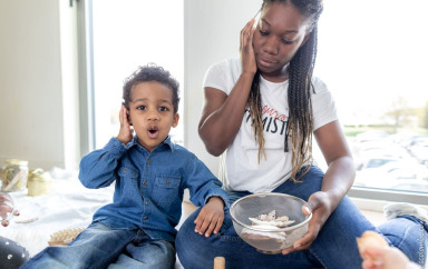 mieux-comprendre-son-enfant-avec-la-communication-gestuelle-babilou.jpg