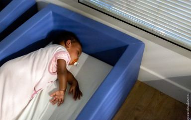 Photo bébé qui dort