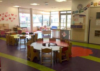 Salle de repas de la crèche Framboisine Antony