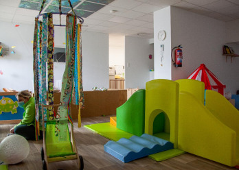 Salle de vie de la crèche Baby Eveil Saint Gély du Fesc