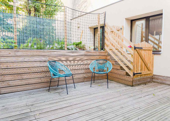 Terrasse et potager de la crèche Preschool Les Bons Enfants Boulogne