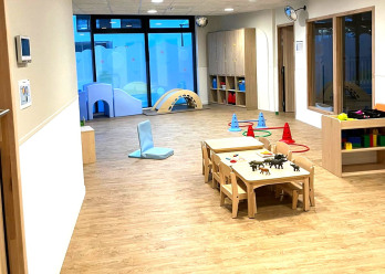 Salle d'éveil de la crèche Babilou de Nanterre Bouvets