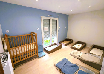 Dortoir pour enfants au sein de la crèche Esbly Aulnoyes