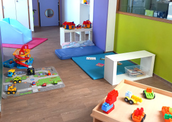 Salle d'éveil au sein de la crèche Babilou Eveux Eglise
