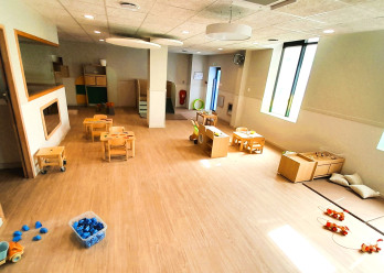 Coin éveil de la crèche Babilou Clamart Serpis