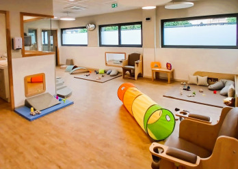 Plusieurs jouets et jeux au sein de la crèche Babilou Nogent Sémard