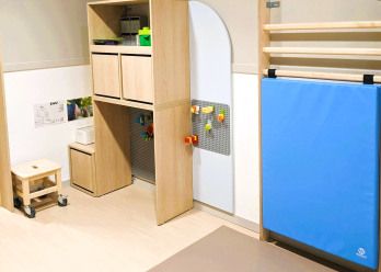 Espace de motricité au sein de la Micro-crèche Babilou Toulouse Denfert Rochereau