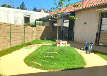 Jardin de la crèche Babilou Cahors 7e Régiment