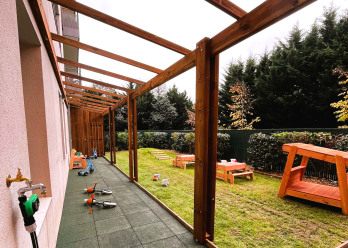 Vue alternative du jardin de la crèche Babilou Francheville Torey