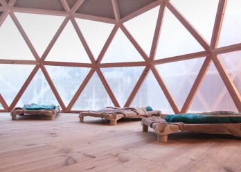 Intérieur d'un igloo extérieur au sein de la crèche Babilou Lezennes Moulin