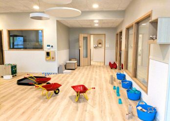 Salle d'activité au sein de la Crèche Babilou Cergy La Constellation