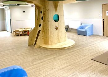 Salle d'activité au sein de la Crèche Babilou Levallois Vergniaud 