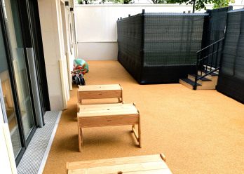 Espace extérieur de la Crèche Babilou Levallois Vergniaud 